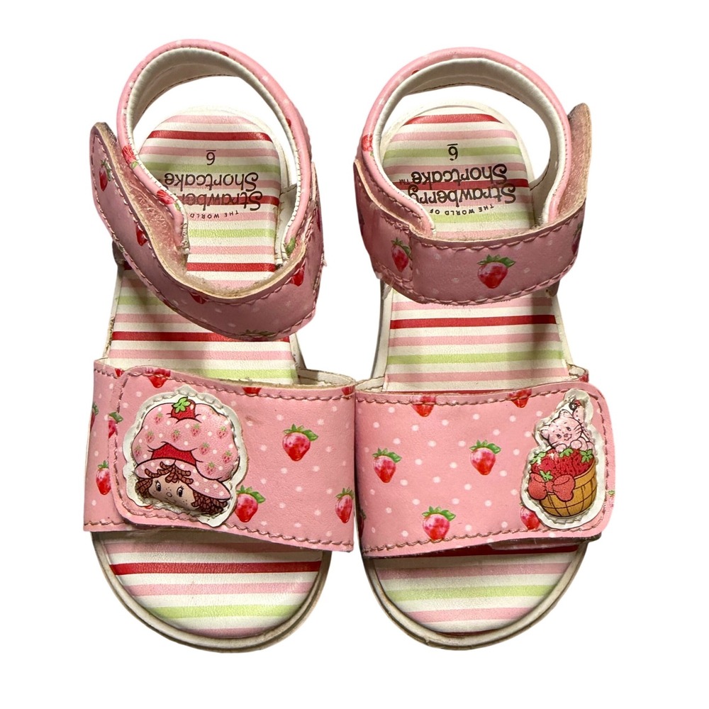 The World of Strawberry Shortcake Toddler Girls  Strawberry Sandals Shoes Size 6